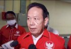 Resmi Tersangka, Ambroncius Nababan Langsung Diseret Ke Bareskrim