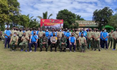 Jalin Sinergitas TNI-Polri di Merauke Laksanakan Olahraga Bersama