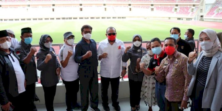 Ketua DPD RI, LaNyalla saat meninjau bangunan Stadion Papua Bangkit/Ist