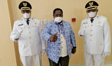 Bupati Dan Wakil Bupati Waropen Dilantik, Kenius Kogoya Berikan Ucapan Selamat