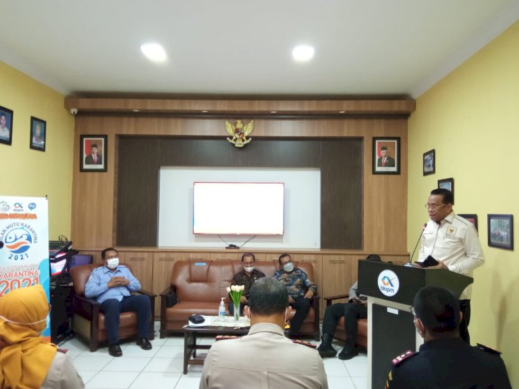  Anggota DPR RI Sulaiman Hamzah Saat menghadiri Kegiatan Bulan Mutu Karantina Ikan