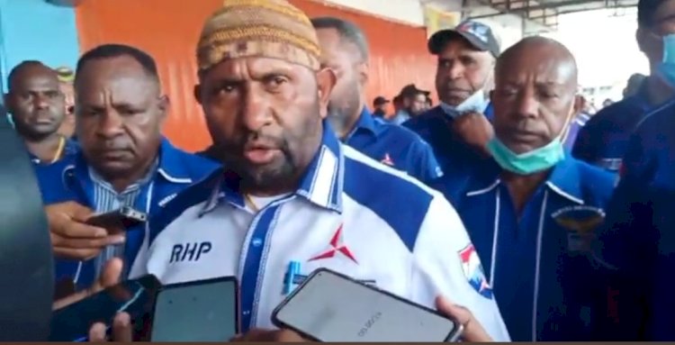 Wakil Ketua 1 partai Demokrat Papua, Ricky Ham Pagawak