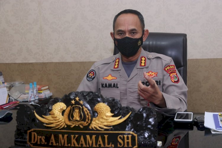 Drs. A.M Kamal,S.H