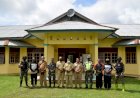 Satgas Yonif 122/TS Menghadiri Undangan Kepala Desa di Distrik Jair