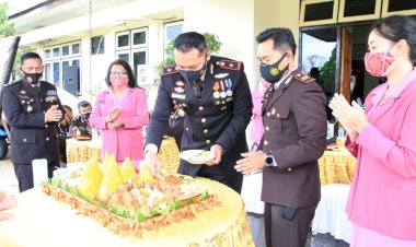 Rayakan HUT Bhayangkara ke 75, Polres Merauke Gelar Acara Syukuran