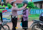 Ops Keselamatan 2021, Polantas di Merauke bagikan Helm gratis