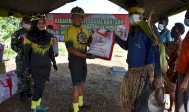 Ajak Sukseskan PON XX Dan Vaksinasi, Danrem 174 Merauke Bagikan Bingkisan Bantuan Presiden RI