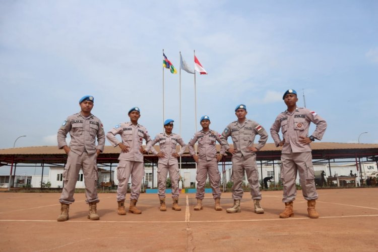 Enam orang personil polda Papua yang diberangkatkan ke Republik Afrika Tengah 