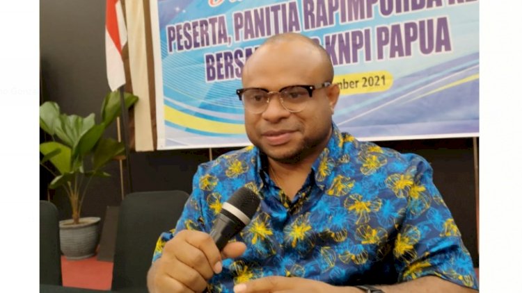 Ketua DPD KNPI Papua, Albertho Gonzalez Wanimbo sekaligus Koordinator Bidang SDM PB PON XX Papua