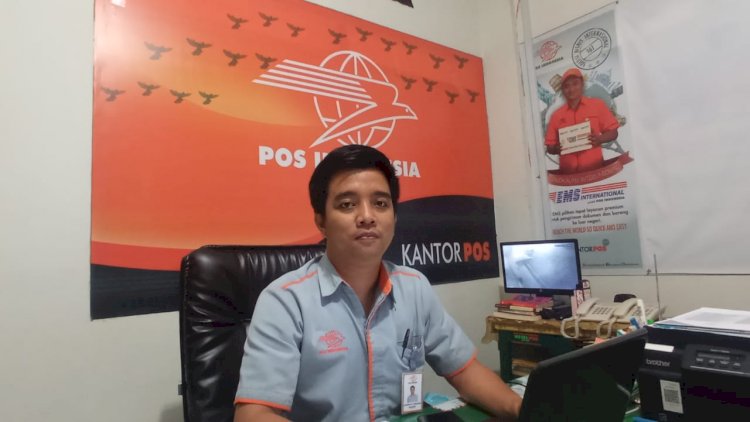 Kepala Kantor Pos Merauke Raemmy M. Tambunan 