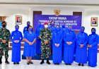 Danlantamal XI Merauke Serahkan Tali Asih Kasal kepada Pengurus Tempat Ibadah.