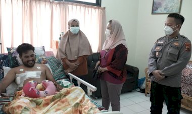 Jenguk Iptu Budi Basra di Papua, Yenny Wahid Tegaskan Pengamalan Pancasila Sebagai Solusi