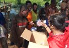 Partai PSI Merauke Bagikan Ratusan Rice Box Kepada Masyarakat Merauke 