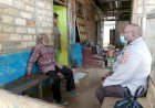 Peringati Hari Guru, Binmas Noken Polres Boven Digoel Kunjungi Pensiunan Guru