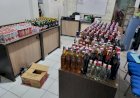 Polisi Kembali Amankan Ratusan Botol Miras Ilegal di Pasar Lama Abepura