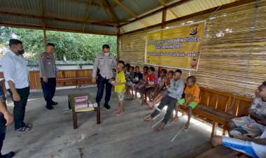Polres Boven Digoel Berbagi Kasih Kepada Anak-Anak