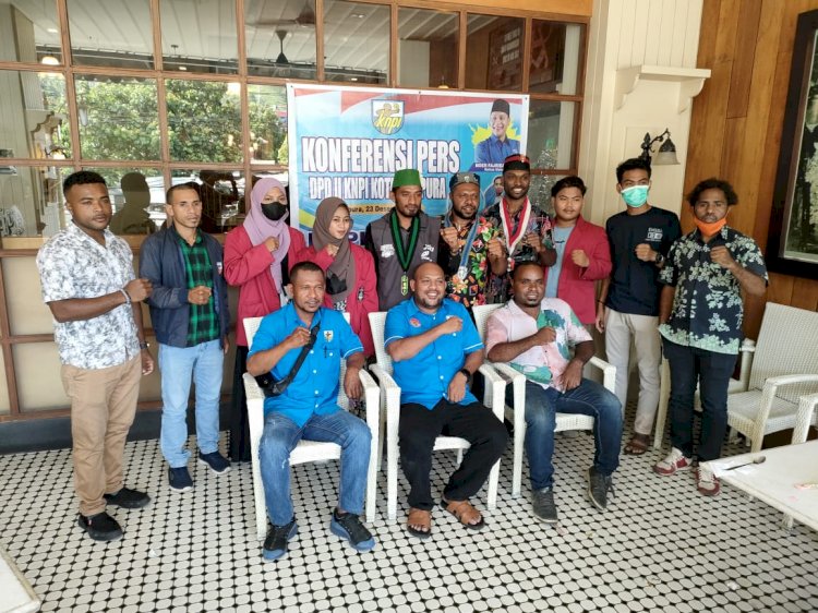 Foto bersama pengurus Karateker DPD KNPI Kota Jayapura bersama OKP CIpayung  Kota Jayapura 