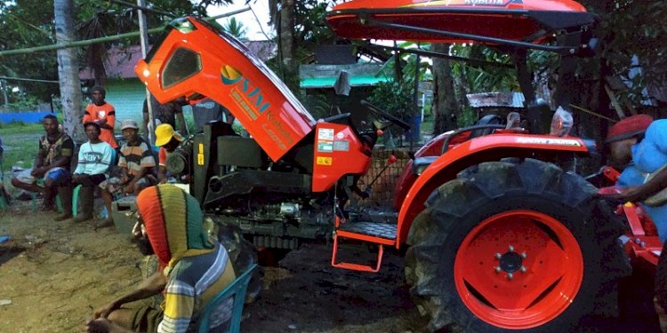 Bank Indonesia Berikan Bantuan Traktor Kepada PMI untuk Buka Lahan Jagung/istimewa