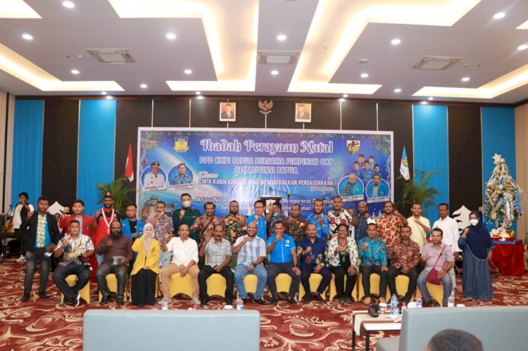 Foto bersama DPD KNPI Papua dan  OKP-OKPI  dalam perayaan natal bersama 