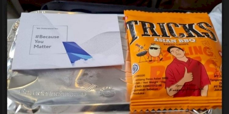 Snack makanan untuk penumpang Garuda Indonesia yang termuat gambar Kaesang Pangarep/Repro