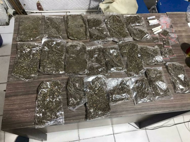 Barang Bukti Ganja Siap Edar