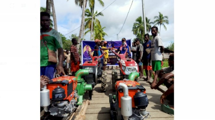 Bantuan Alsintan Program Aspirasi H. Sulaiman L. Hamzah di Kabupaten Mappi