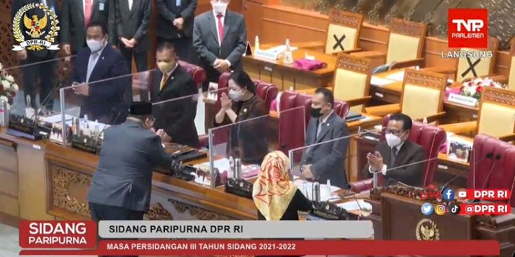 Pelantikan dua anggota pergantian antarwaktu DPR RI/Repro