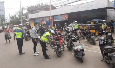 Hari Kedua, Terjaring 36 Pelanggar dalam Operasi Keselamatan Cartenz, Langsung di Berikan Tilang