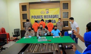 Karena Uang Rp.2000, Tukang Parkir Liar Di Merauke Nekat Bacok Pengendara Dari Kepala, Korban Kritis