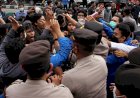 Demo Tolak Presiden 3 Periode Meluas, Tagar #MahasiswaBergerak Menggema