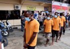 Polisi Berhasil Amankan 5 WNA Asal PNG Pembawa 21,9 Kg Ganja di Enggros