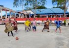 Peringati Hari Kartini, Pemkab Boven Digoel Gelar Pertandingan Sepak Bola Putri Menggunakan Kebaya