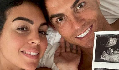 Cristiano Ronaldo Berduka, Salah Satu Bayi Kembarnya Meninggal