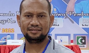 Kepala Sekolah SMP N 1 Tanah Merah Mengajak Masyarakat Menjaga serta Merawat Sekolah