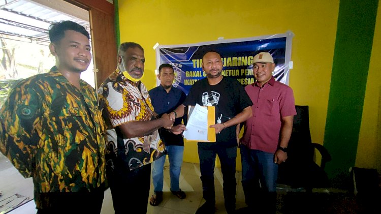 Abisai Rollo Resmi Mendaftar kan Diri Maju Sebagai Calon Ketua IMI Papua/RMOLPAPUA