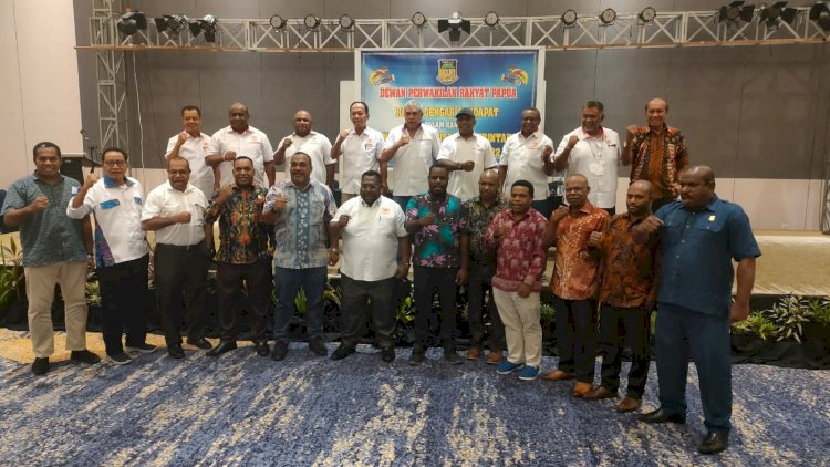 Komis V DPRP saat Rapat Dengar Pendapat (RDP) bersama KONI Provinsi Papua/ist
