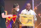 Diundang Kemendagri, Bupati Boven Digoel Terima Penghargaan Realisasi Peningkatan PAD Tertinggi Tahun 2021