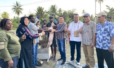 Tepati Janjinya Saat Reses, Fauzun Nihayah Serahkan Bantuan Ketinting  Hingga Hewan Ternak Ke Masyarakat