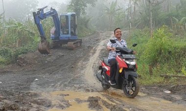 Rusak Selama 35 Tahun, Ruas Jalan Ini Akhirnya Diperbaiki