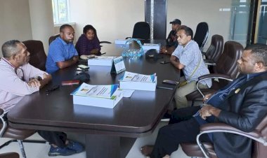 Tagih Janji, Buruh Mogok Kerja PT. FI Datangi DPR Papua Menanyakan Nasib Mereka