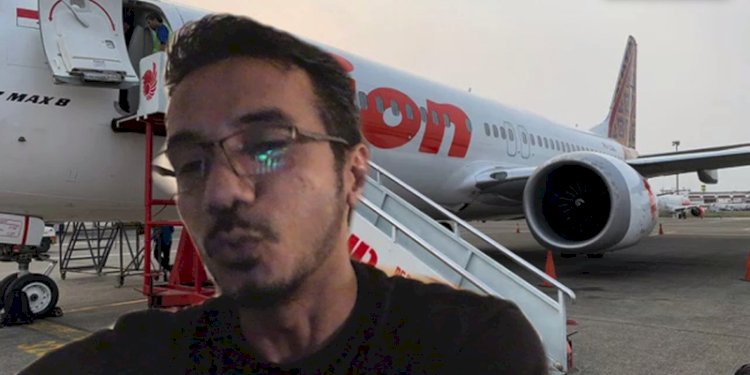 GM Commercial Support Lion Air Group Saleh Alatas saat menjadi narasumber diskusi virtual “Harga Avtur Terus Meroket, Bagaimana Nasib Transportasi Udara? yang diselenggarakan APJAPI, Minggu (17/7)/Repro