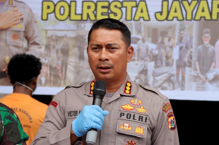 Kapolresta Jayapura Kota Kombes Pol. Dr. Victor D. Mackbon