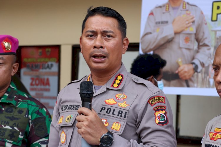 Kapolresta Jayapura Kota Kombes Pol. Dr. Victor D. Mackbon