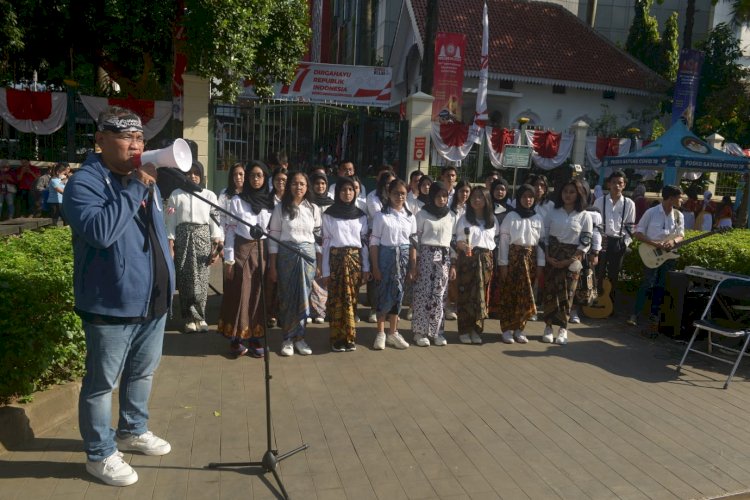 Ketum JMSI Baca Naskah Proklamasi di Car Free Day