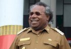 Tak Kooperatif, Bupati Mimika Eltinus Omaleng Dijemput Paksa KPK