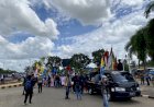 Demo Turunkan Harga BBM, Masa Aksi Mahasiswa Longmarch Ke Kantor DPR Merauke Teriak Revolusi