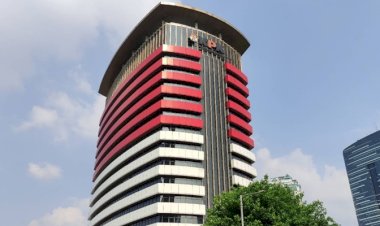 Seorang Mahasiswi dan Direktur Asia Cargo Airline Dipanggil KPK terkait Kasus Lukas Enembe