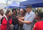 Rico Sia Kunjungi Workshop UMKM Disperindagkop Sorong