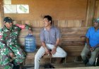 Melalui Komsos, Babinsa Ramil Getentiri Ajak Warga Peduli Kebersihan