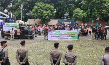 Geser ke KPK, Mahasiswa Papua Ultimatum Lukas Enembe untuk Serahkan Diri